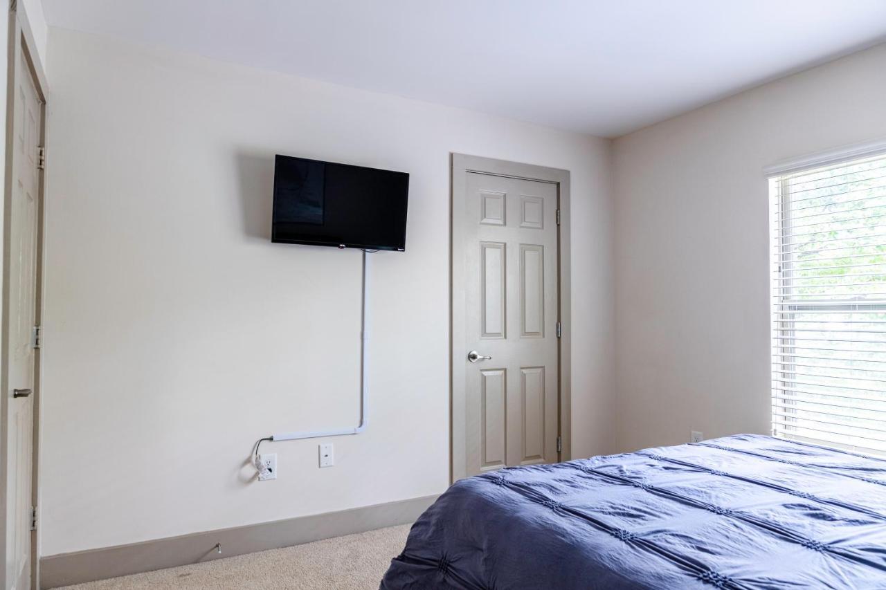 Cozy Townhouse In The Heart Of The City! アトランタ エクステリア 写真